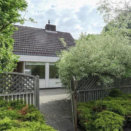 Cosy Holiday Home In Noordwijkerhout Near Lake Exterior photo