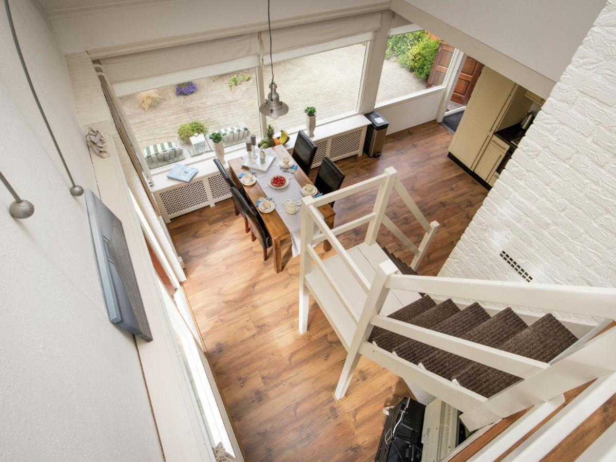 Vakantiehuis Cosy In Near