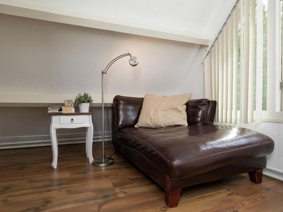 Vakantiehuis Cosy In Near